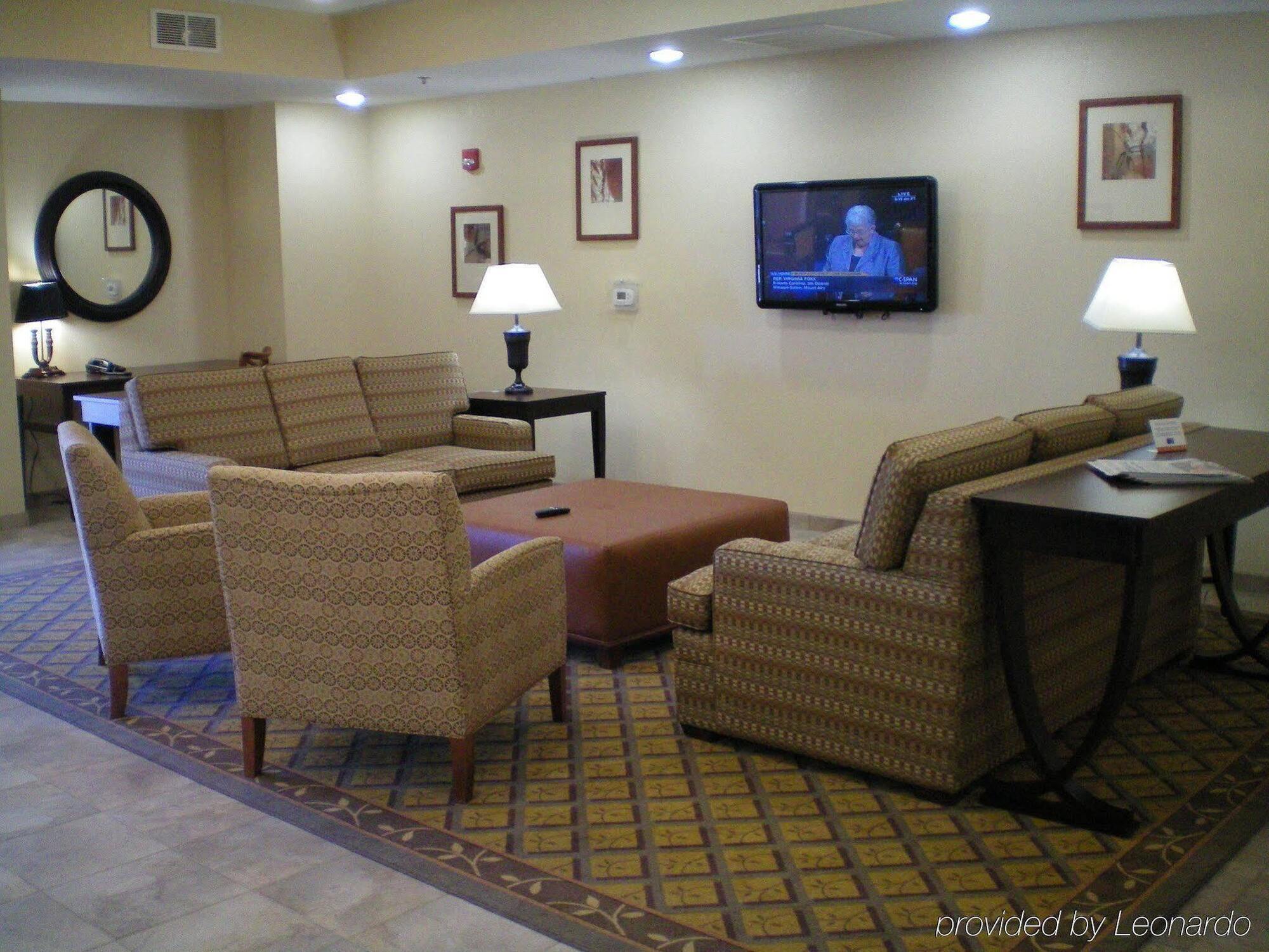 แคนเดิ้ลวูด สวีท ฟอร์ตสต็อกตัน Hotel ภายนอก รูปภาพ